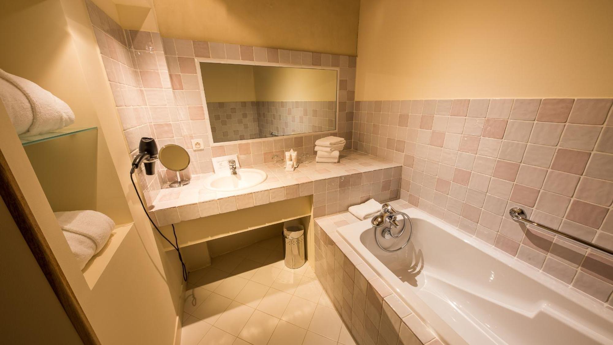 Le Champ Des Oiseaux Hotel & Spa Troyes Eksteriør bilde